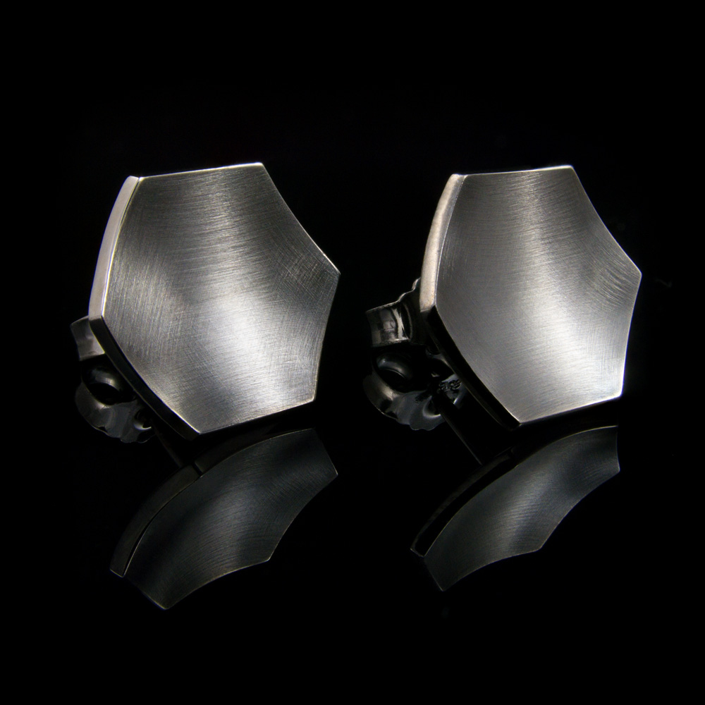 hexagon-ear-studs-matte-1000x1000