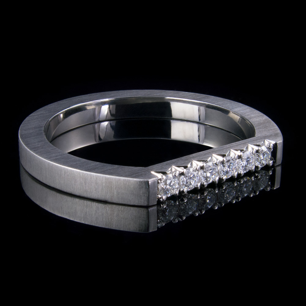 objectivity-diamond-ring- angle-1000x1000