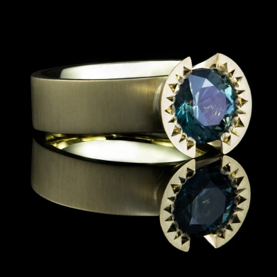 green sapphire gold engagement ring bespoke